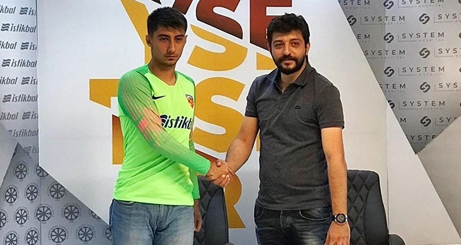 Kayserispor Umut Eren Tunç ile sözleşme imzaladı