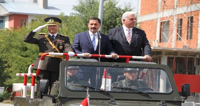 Ardahan’da 30 Ağustos Zafer Bayramı törenle kutlandı