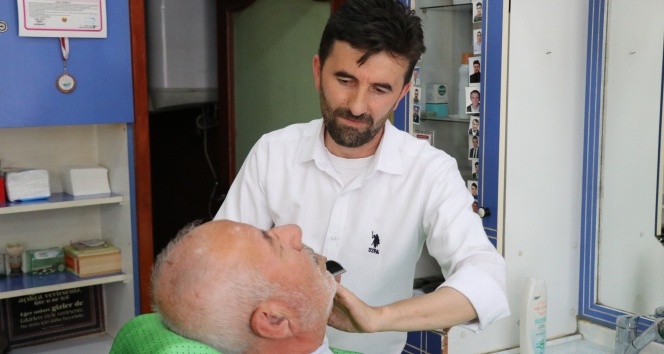 Bolulu berber, Falcao videosuyla fenomen oldu