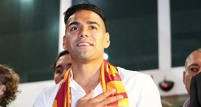 Falcao İstanbul'a geldi