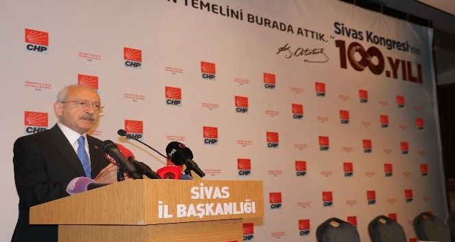Kılıçdaroğlu Sivas’ta gerçekleştirilen PM toplantısında konuştu