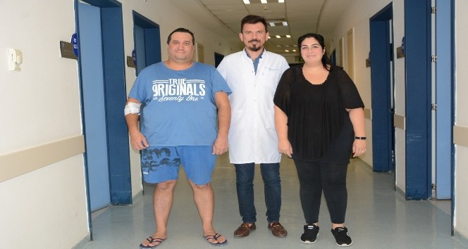 Eşi 6 ayda 40 kilo verince kocası da obezite ameliyatı oldu