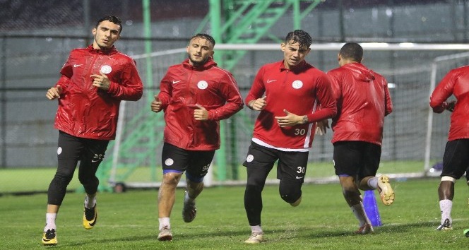 Çaykur Rizespor, Göztepe maçının hazırlıklarına başladı