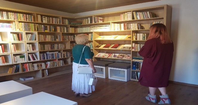 Odunpazarı Belediyesi tarafından açılışı yapılan Behramoğlu Kitaplığına büyük ilgi