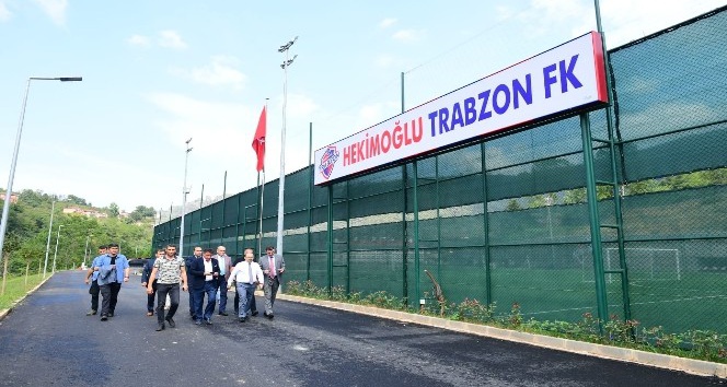 Vali İsmail Ustaoğlu, Hekimoğlu Trabzon FK’yı ziyaret etti