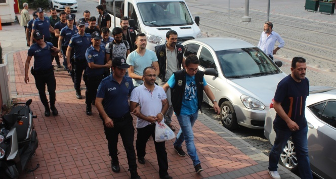 FETÖ&#039;den gözaltına alınan 7 TÜBİTAK çalışanı tutuklandı