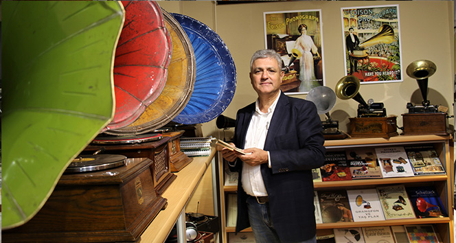 Taş plaklarla zamanda yolculuk