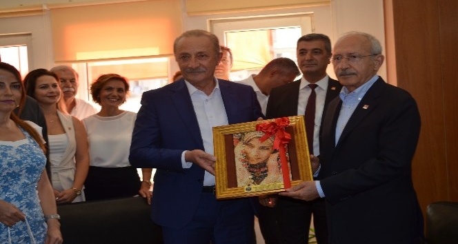 CHP Lideri Kılıçdaroğlu’ndan Didim Belediyesine ziyaret