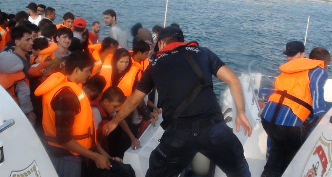İzmir’de 147 kaçak göçmen yakalandı