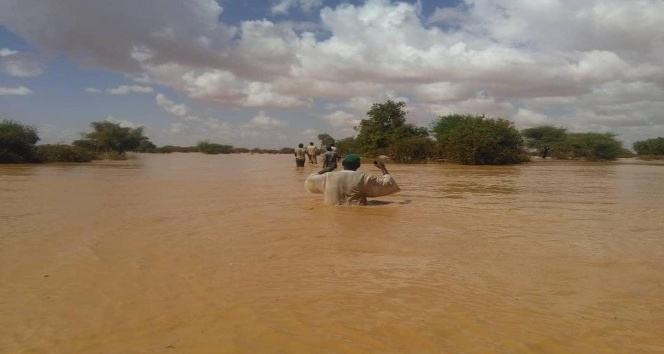 Türkiye’den sel mağduru Sudan halkına yardım eli