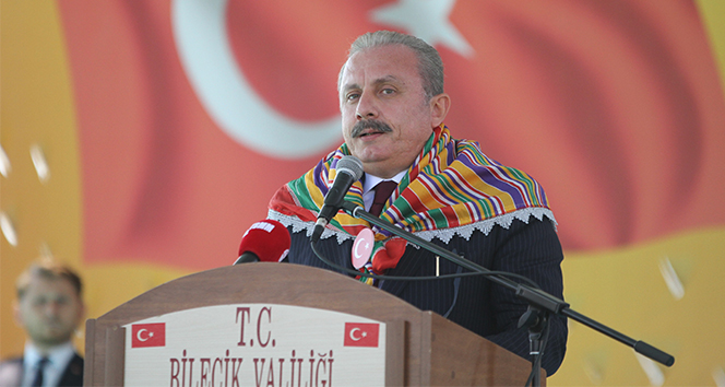 TBMM Başkanı Şentop: &#039;Türkiye düşmanları ne kadar saldırırsa saldırsın asla geri adım atmayacağız&#039;