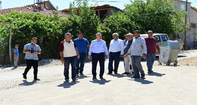 Kırkpınar mahallesinde sathi kaplama çalışması tamamladı