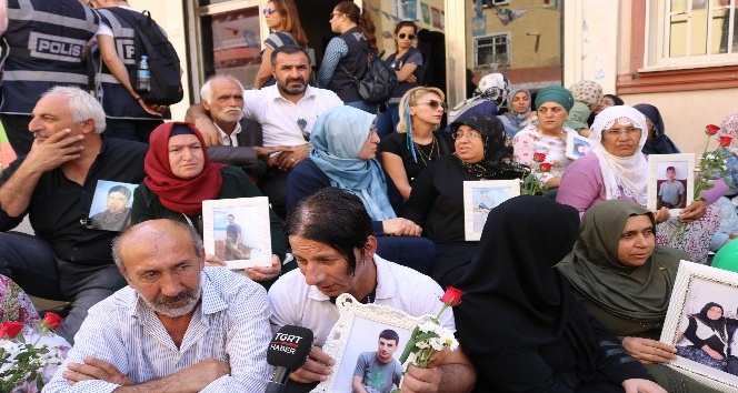 HDP önünde eylem yapan ailelerin sayısı 21’e yükseldi