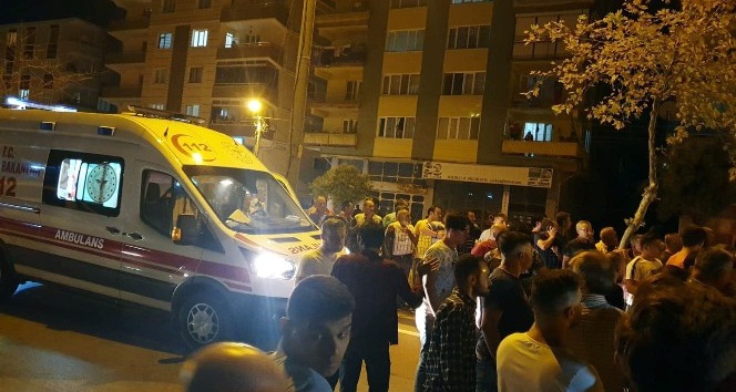 Bursa’da otomobil çöp toplama kamyonuna çarptı: 1 işçi öldü