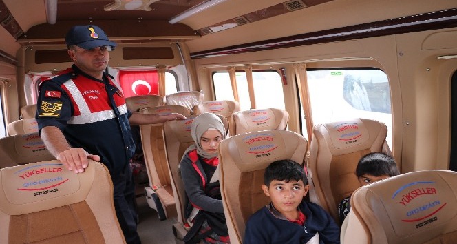 Jandarmadan okul servis araçlarında denetim