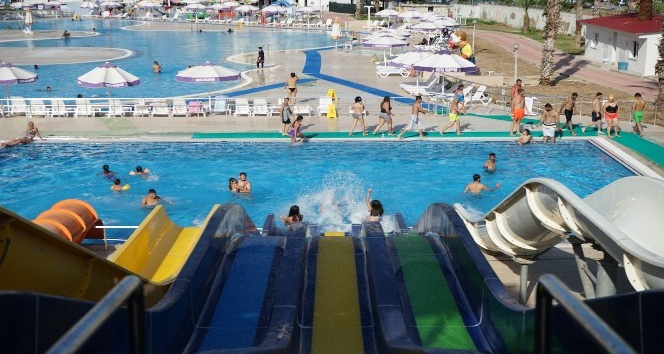 Mezitli Belediyesi Su Parkı, 3 ayda 30 bin kişiyi ağırladı