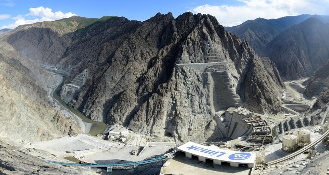 40 bin karede Yusufeli Barajı