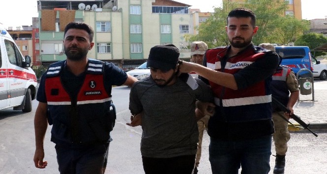 (Özel) Gaziantep’i kana bulamaya hazırlanan canlı bomba yakalandı