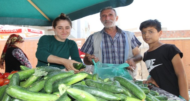 Kızıltepe’de kadın pazarcıların ekmek mücadelesi takdir topluyor
