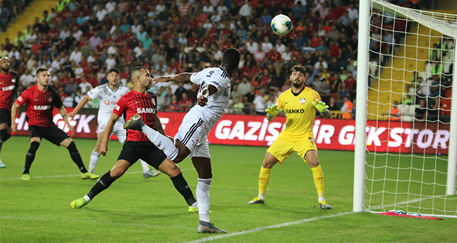 ÖZET İZLE: Gazişehir: 3-2 BJK Maç Özeti ve Golleri İzle | Gazişehir BJK Kaç Kaç Bitti