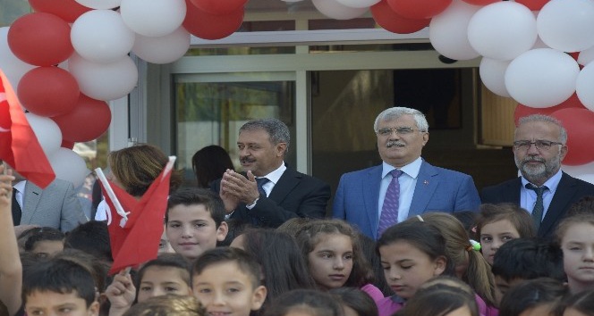 Burdur Valisi Hasan Şıldak : &quot; Burdur’da bu yıl eğitim yılı olacak &quot;
