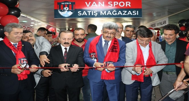 Van Spor Store Mağazası açıldı