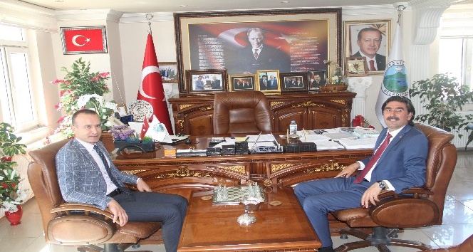 Ağrı Milli Eğitim Müdürü Tekin’den  Taşlıçay Belediye Başkanı Taşdemir’e ziyaret