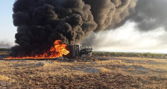 Şanlıurfa’da akaryakıt tankeri alev alev yandı