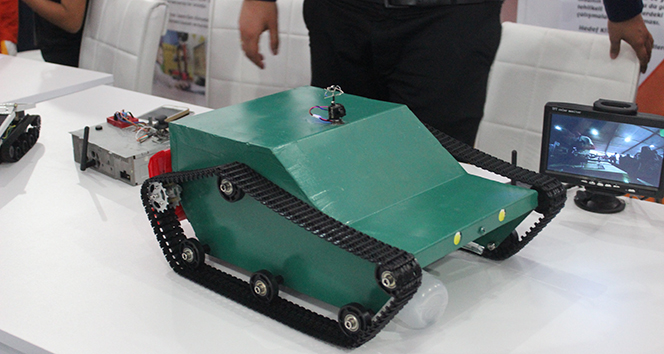 AFAD, TEKNOFEST’te gençlerin heyecanına ortak oluyor