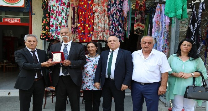 Tunceli’de yılın ahisi, kalfası ve çırağına plaket