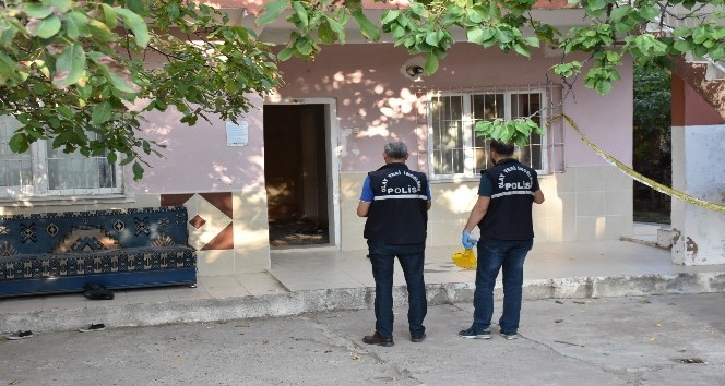 Kocası tarafından bıçaklanan kadın yoğun bakıma alındı