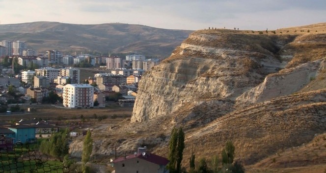 Arkadaşları şaka sandı, işsiz kaldığı için intihara kalkıştı