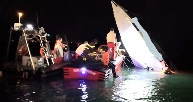 Venedik&#039;te sürat teknesi kaza yaptı: 3 ölü, 1 yaralı