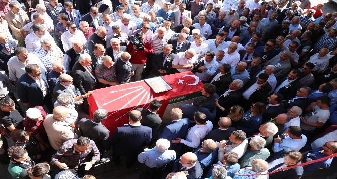 CHP Kırşehir eski İl Başkanı son yolculuğuna uğurlandı