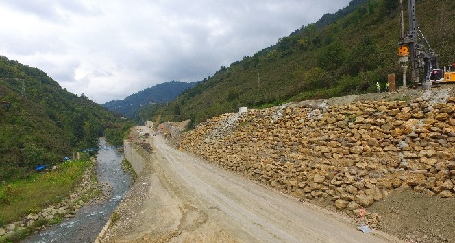 Öztürk:"Eğribel Tüneli’nin ikmal inşaat ihalesi Eylül sonunda yapılacak"