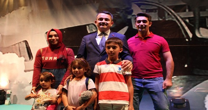 Bakan Pakdemirli baba dostlarıyla buluştu