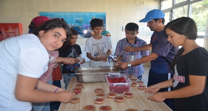 Selendi YBO’da aşure hayrı