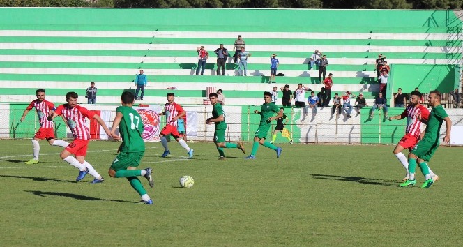 Salihli Belediyespor lige beraberlikle başladı