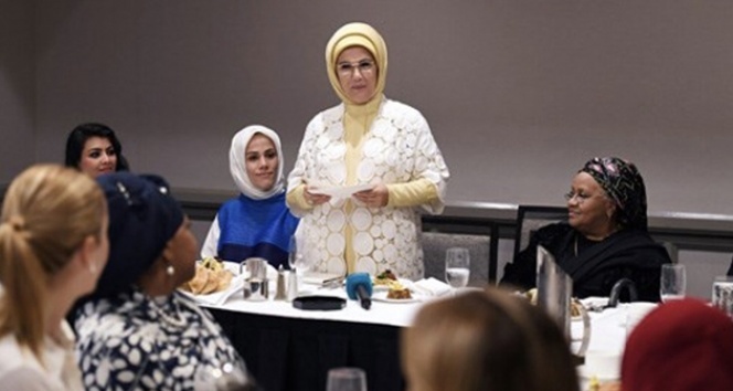 Emine Erdoğan, ABD&#039;li Müslüman toplumun kadın temsilcileriyle buluştu