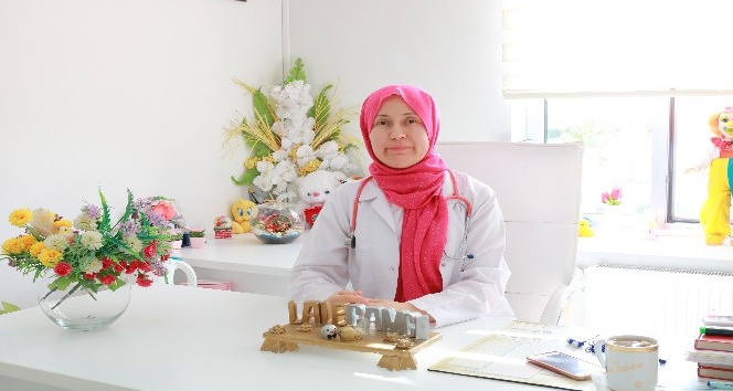 Uzmanlar uyardı: “2,5 yaşına kadar emzirin”