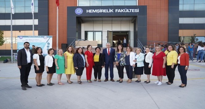 EÜ Hemşirelik Fakültesinde Sağlık Bakım Festivali