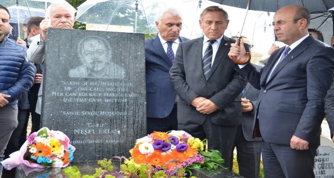 Merhum Bozlak Ustası Neşet Ertaş’a vefa