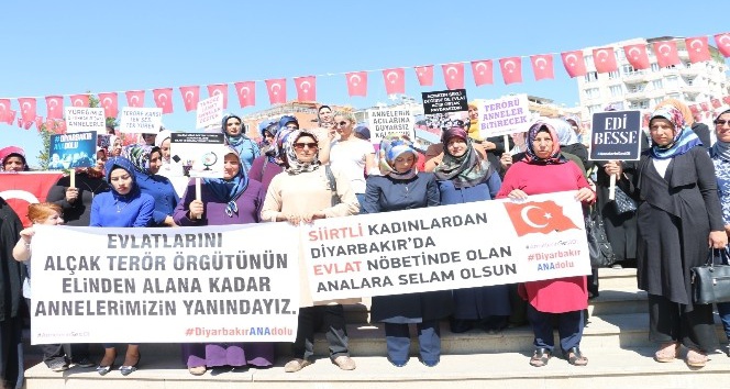 Siirtli kadınlardan Diyarbakır’daki annelere destek