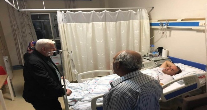 Başkan Yüksel hastaları ziyaret etti