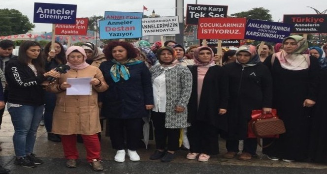 Kırşehir’de kadın örgütleri, Diyarbakırlı annelere destek verdi