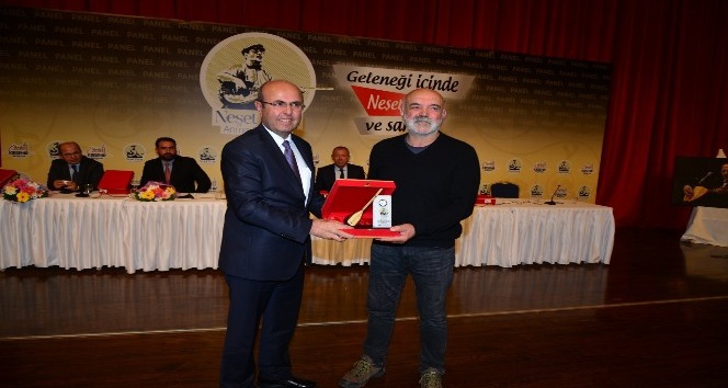 Geleneğin içinde Neşet Ertaş, anlatıldı