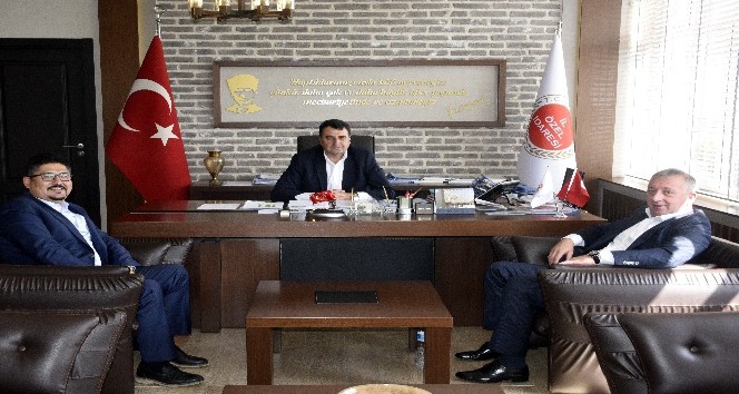 MHP İl Başkanı Aydın, Genel Sekreter Karahasan’ı ziyaret etti