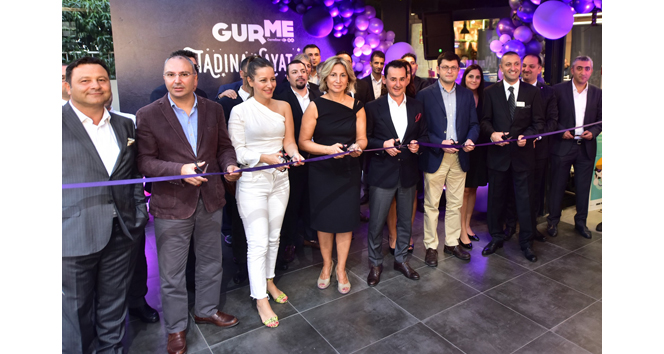 Mashattan Gurme CarrefourSA yenilenerek açıldı