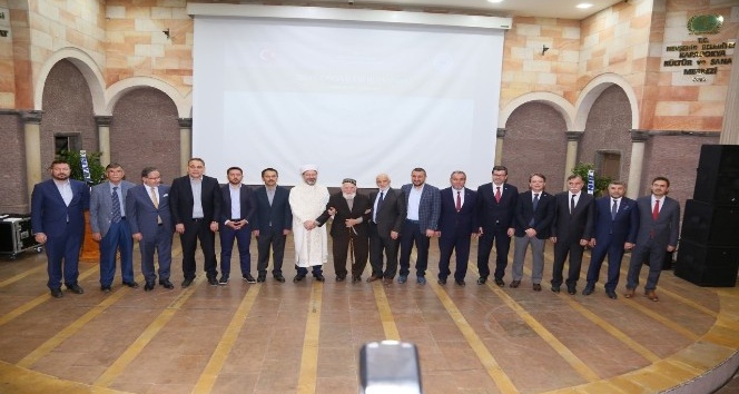 Diyanet İşleri Başkanı Erbaş’ın Nevşehir temasları sürüyor