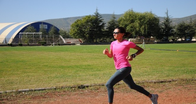 Olimpiyat madalyalı Milli Atlet, Türk kadının gücünü yeniden dünyaya göstermek istiyor